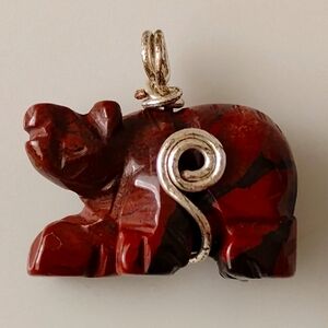 Grizzly Bear Wired Art Pendant